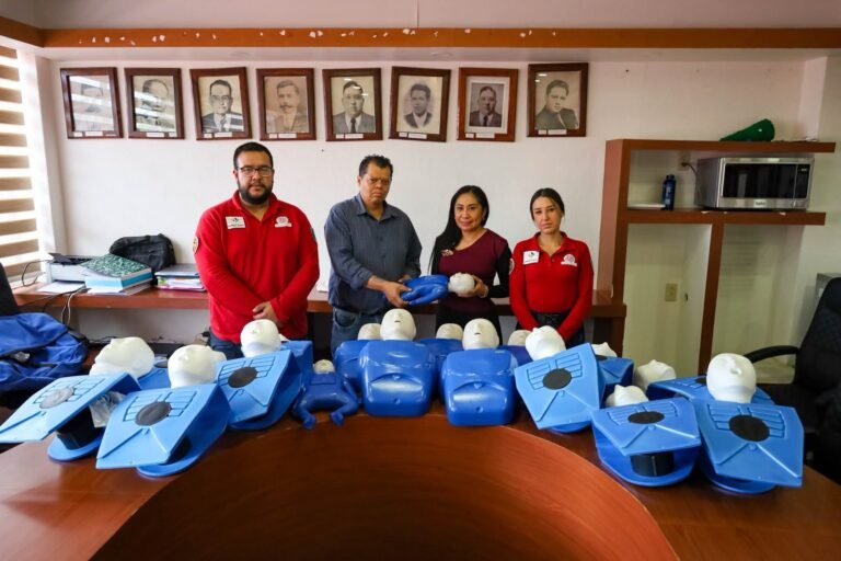 Dotan de equipamiento a Seguridad Pública y Protección Civil de Emiliano Zapata