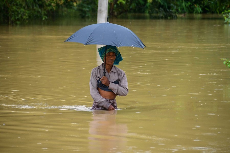 Las lluvias e inundaciones en la India causan al menos 115 muertos en los últimos días