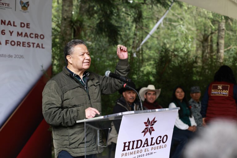 Julio Menchaca entrega dos millones de plantas para reforestar Hidalgo