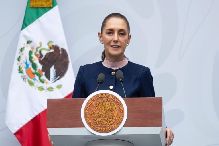 PRESIDENTA CLAUDIA SHEINBAUM PRESENTA EL MINIVEHÍCULO OLINIA CARGA; LA CONVOCATORIA PARA SU PRODUCCIÓN SE PUBLICA EN SEPTIEMBRE