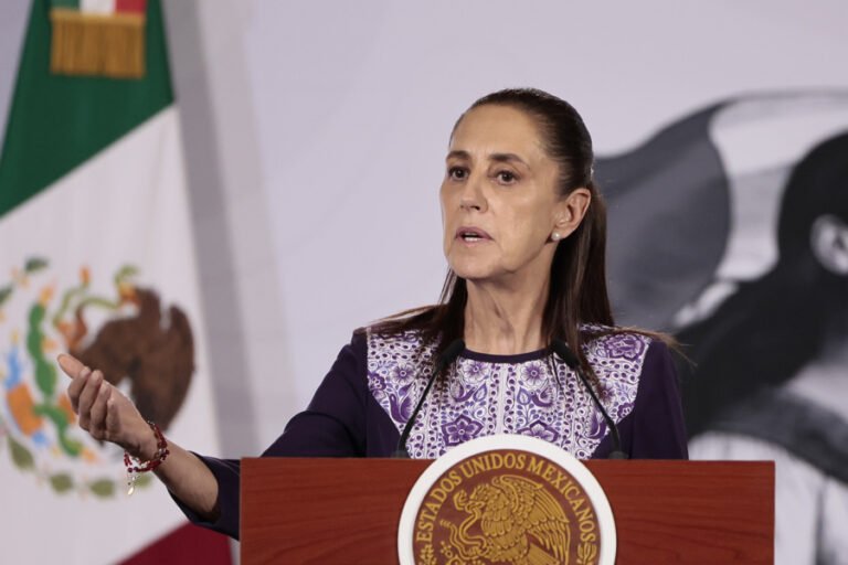Sheinbaum pide a la UNAM más austeridad para ampliar los cupos de ingreso