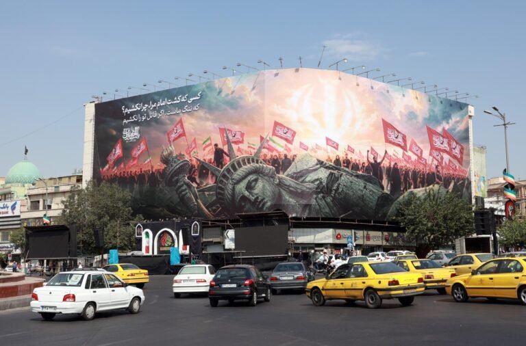 Irán dice que por el momento no negociará con EE.UU.