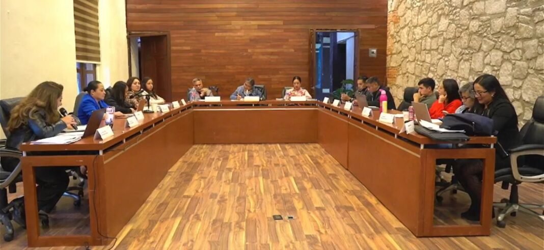 EN APAN Regidores cuestionan modificaciones de última hora en sesión de Cabildo_ Facebook Gobierno Municipal de Apan 2024 - 2027