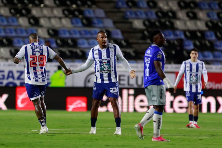 Pachuca de mal en peor