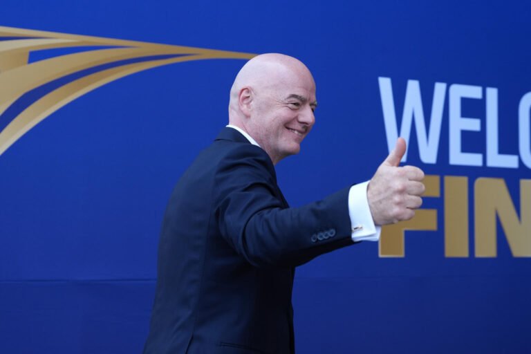 Que Infantino le ofreció la final del Mundial 2030 a Marruecos a cambio de apoyo, según «The Times»