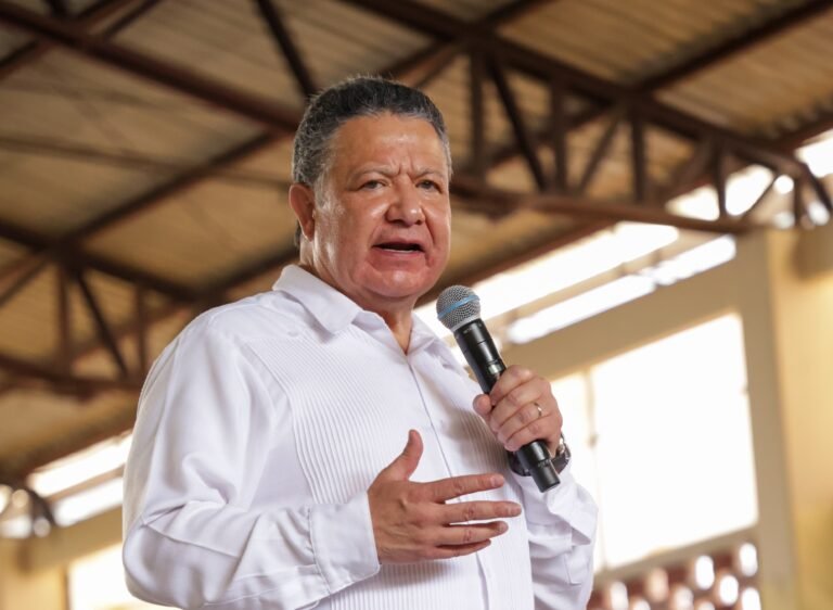 Vamos contra la corrupción, caiga quien caiga: Julio Menchaca