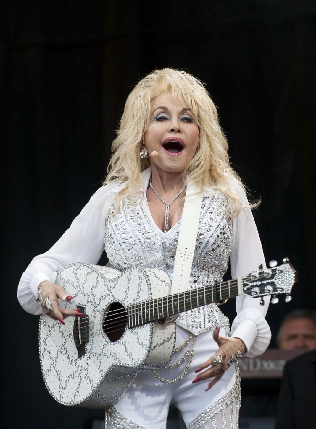 Dolly Parton, legendaria estrella de la música country, muere a los 80 años