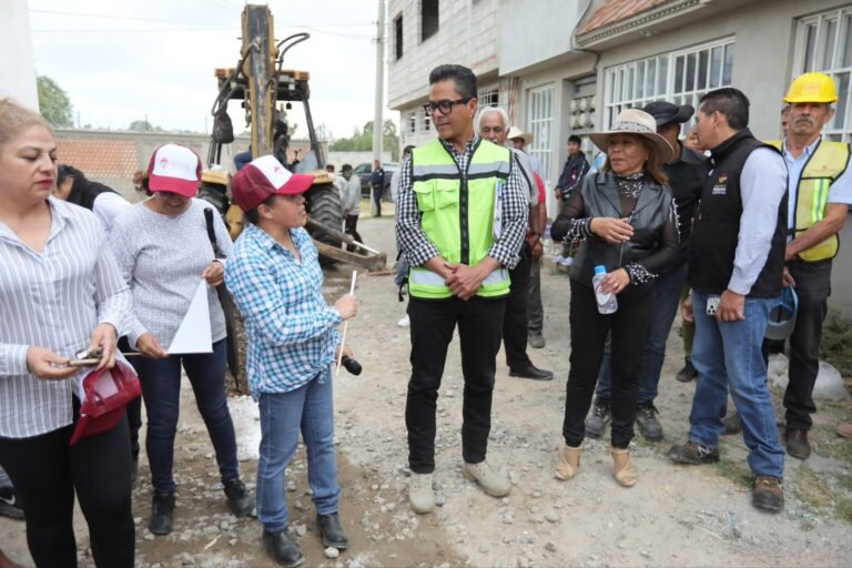 ATIENDE AYUNTAMIENTO DE MINERAL DE LA REFORMA DEMANDA HISTÓRICA DE OBRA EN EL SAUCILLO