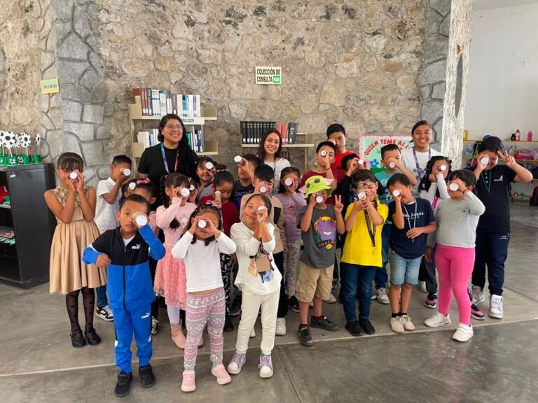 UTEC acerca la ciencia a más de 250 niñas y niños en bibliotecas de Tulancingo