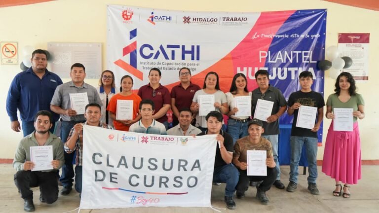 DIF HUEJUTLA CONCLUYE TALLERES DE REPARACIÓN DE MOTORES DE MOTOCICLETAS Y PLANCHADO DE CEJAS