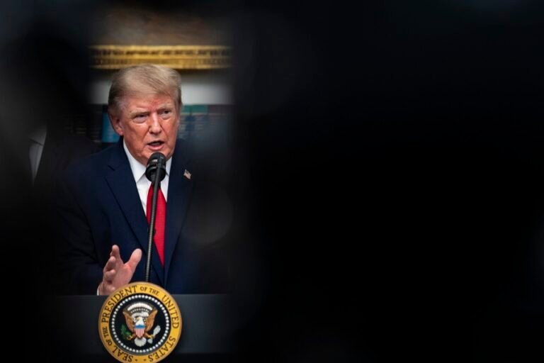 Trump: el actual crecimiento del PIB resolverá el asunto de la deuda «con gran facilidad»