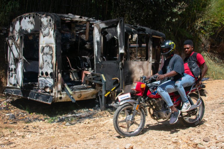 Seguridad: al menos 20 muertos en nuevo ataque en Haití