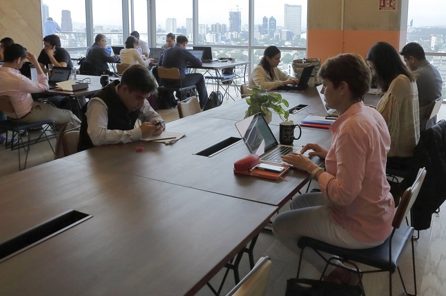 México perdió 19.550 empleos formales en julio y redujo a 243.078 la creación en 2026