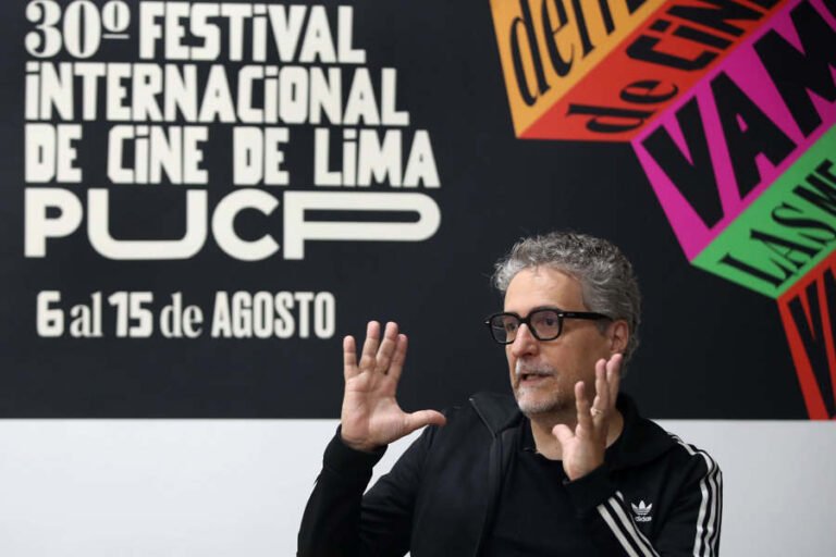 «Soy fruto de políticas públicas a la cultura brasileña», dice director Kleber Mendonça