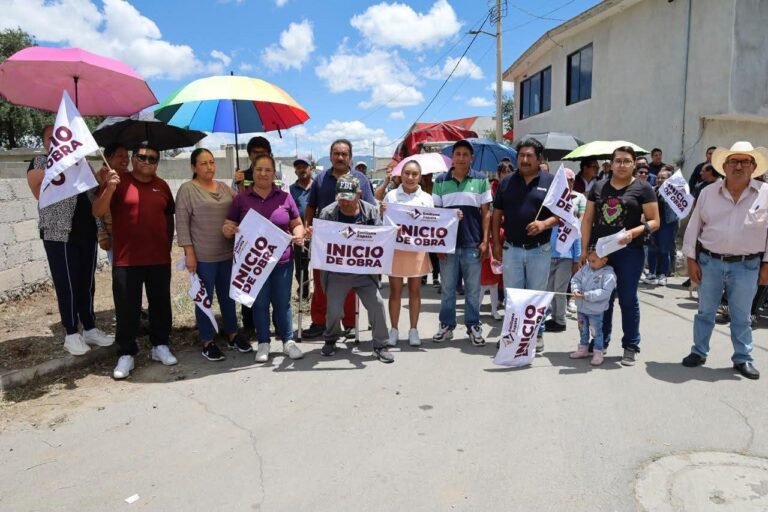 Inician construcción de banquetas en la localidad de Morelos de Emiliano Zapata