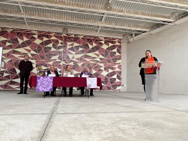 Con ponencia de Irinea Buendía, Tepeapulco se une al “Día Naranja”