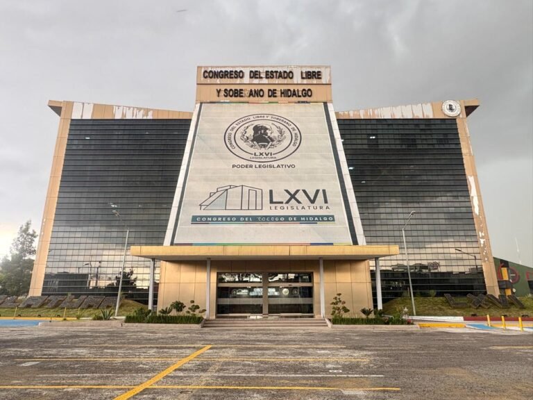 Congreso de Hidalgo adjudica contrato de mantenimiento para la Torre Legislativa