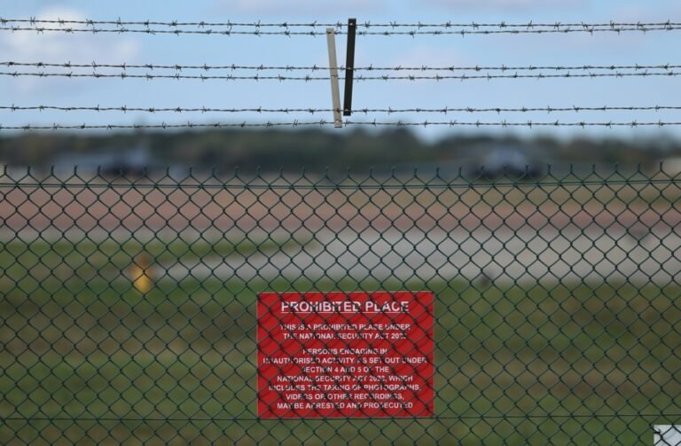Irán niega relación con un plan terrorista contra una base inglesa