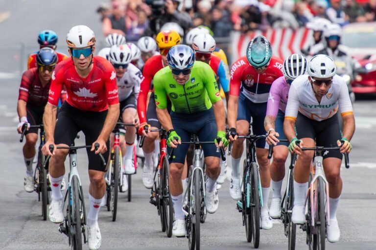 Brandon McNulty se proclama campeón del mundo de ciclismo en ruta en Montreal