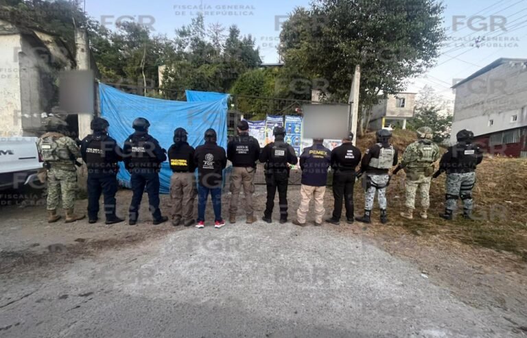 FGR aseguró aproximadamente mil 500 litros de hidrocarburo 