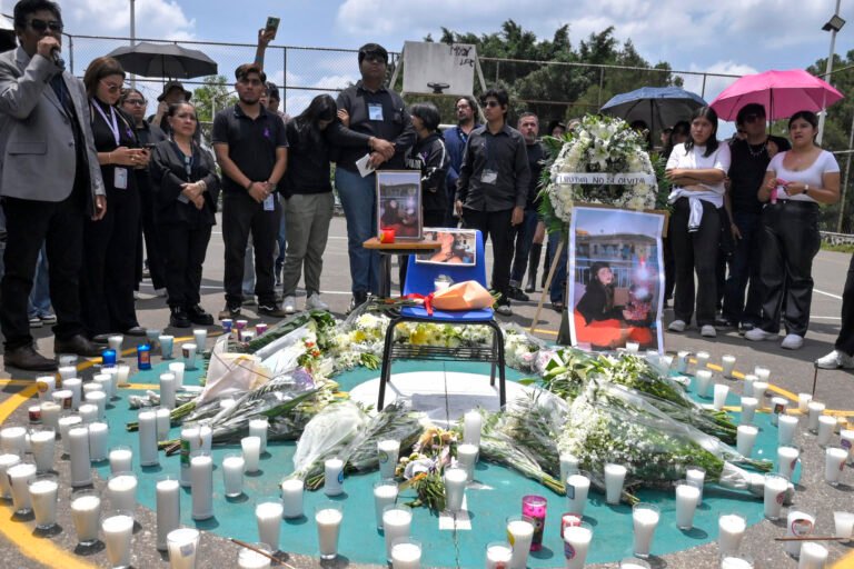 México recuerda a estudiante asesinada: «Claudia no se olvida»