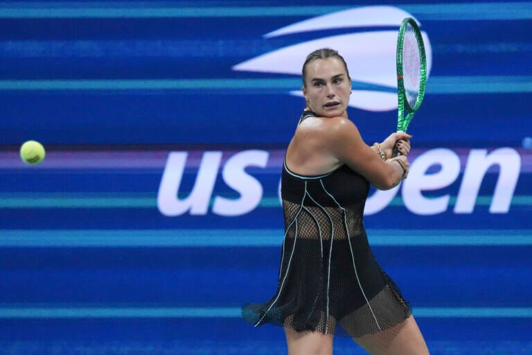 La bielorrusa Sabalenka vuela en Nueva York; venció a Polina