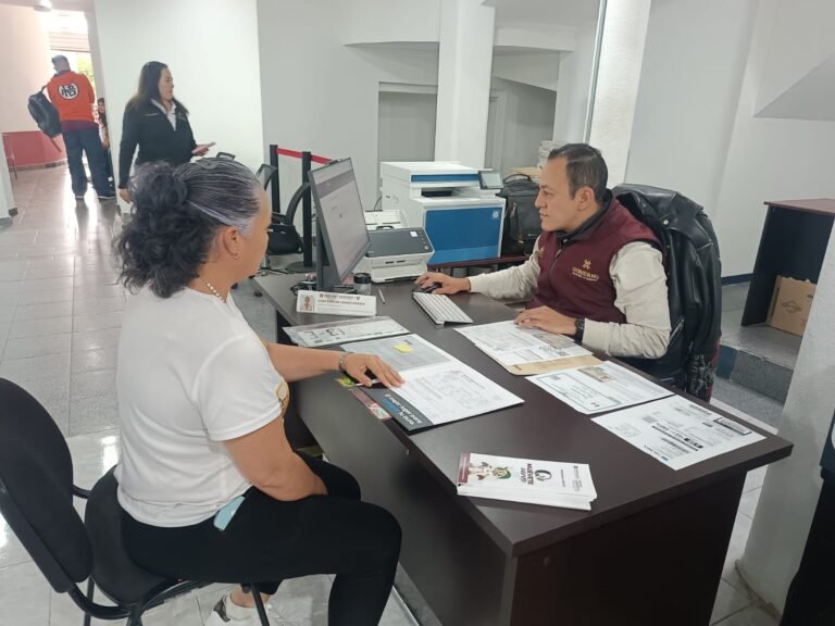 Acercan registro vehicular gratuito a todas las regiones 