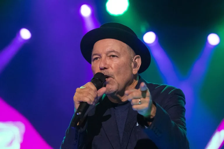 Rubén Blades recibirá el Premio Billboard Ícono en Miami