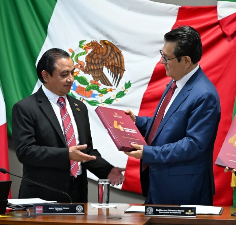 Guillermo Olivares entregó el Cuarto Informe de Gobierno a la 66 Legislatura