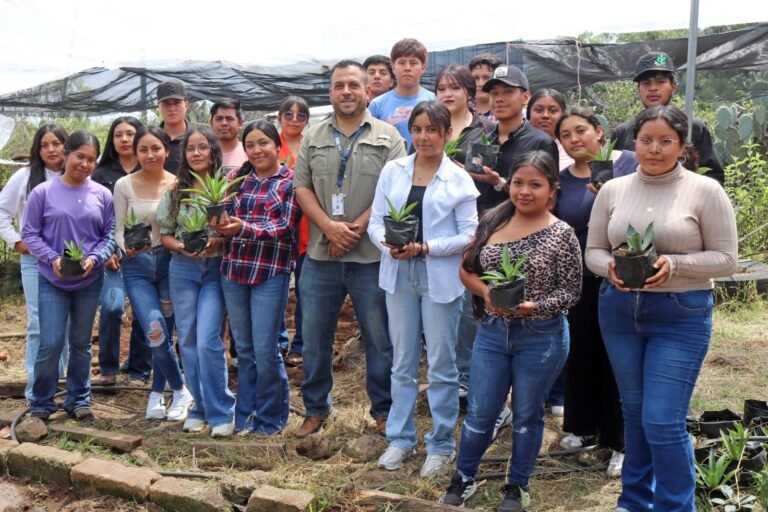 Investigación del ITESHU impulsa conservación del agave en Hidalgo