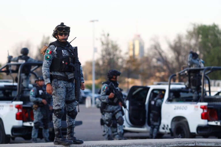 México eleva a 3 mil 400 los agentes adicionales desplegados en Sinaloa