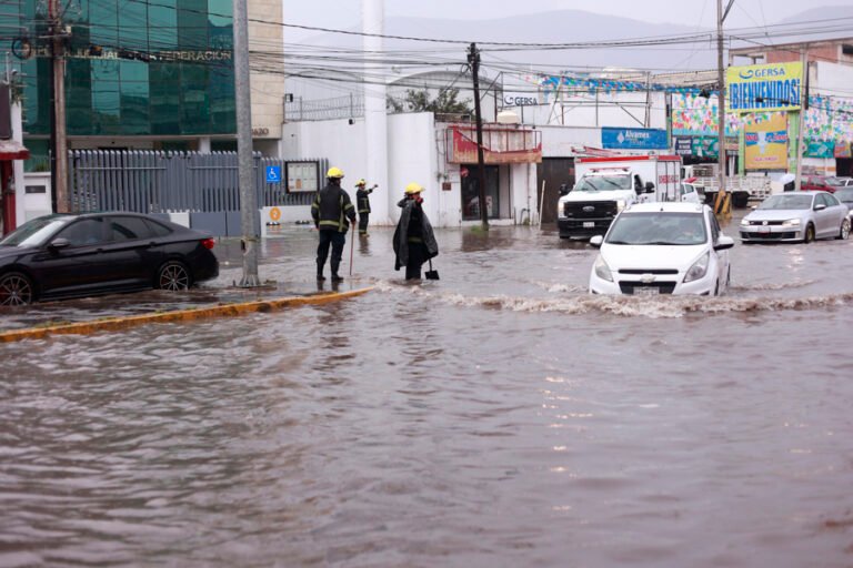 Tormenta tropical Marie gana fuerza en el Pacífico mexicano