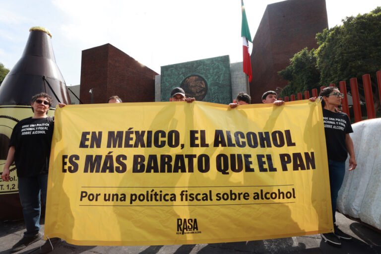 Urgen a reformar impuestos a bebidas alcohólicas