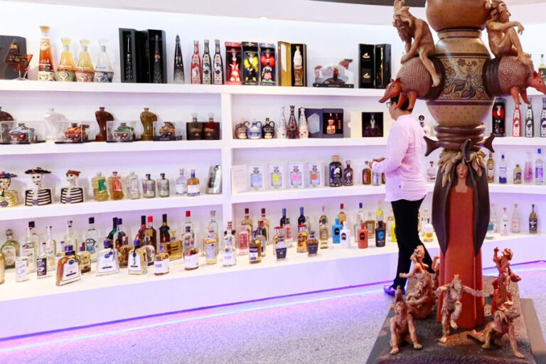 Expertos piden aumentar el impuesto al alcohol en México