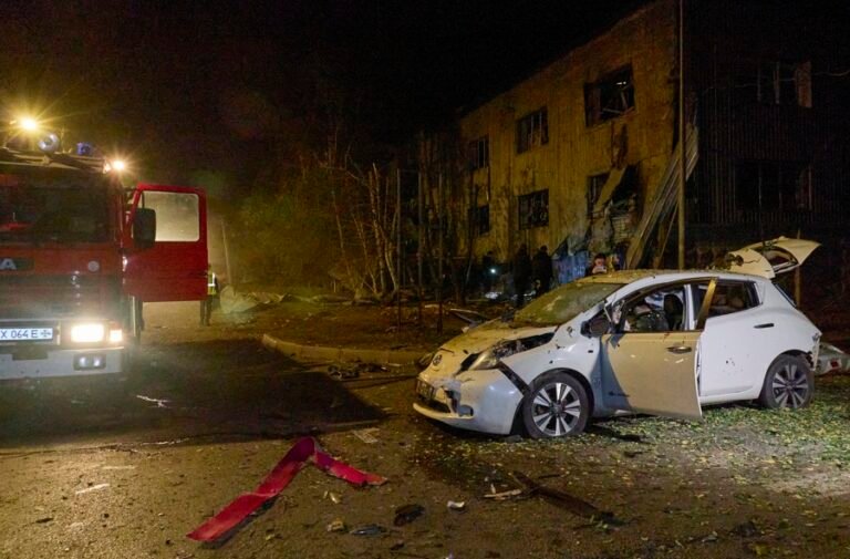 Un muerto y seis heridos en un ataque ruso contra Járkov