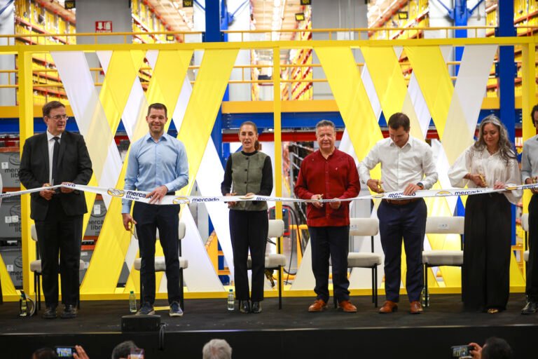 Inauguran Centro de Distribución Robótica de Mercado Libre y primera etapa de Laboratorios Carnot en Hidalgo