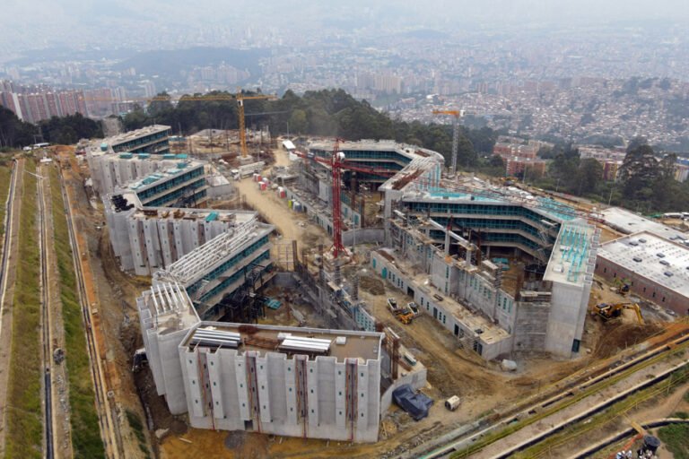 Anuncian que la primera «megacárcel» de Colombia abrirá en mayo de 2027