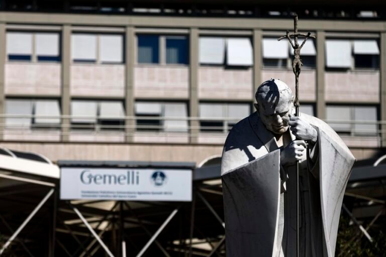 León XIV presenta una evolución postoperatoria normal
