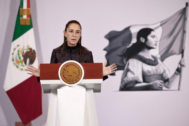 Sheinbaum acusa a la derecha de EE.UU. de buscar un «cambio» en México