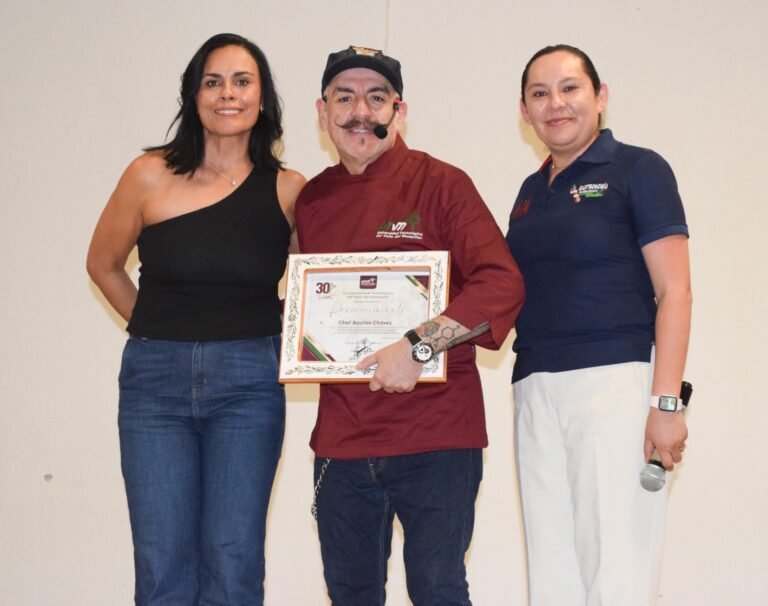 Estudiantes de la UTVM participan en Master Class de Gastronomía