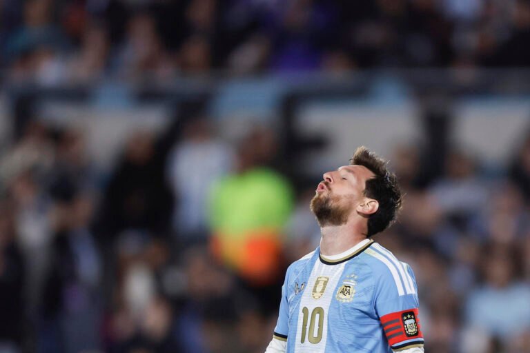 Messi se fue con un gol, para redondear la victoria de Argentina 3-0 ante Benín