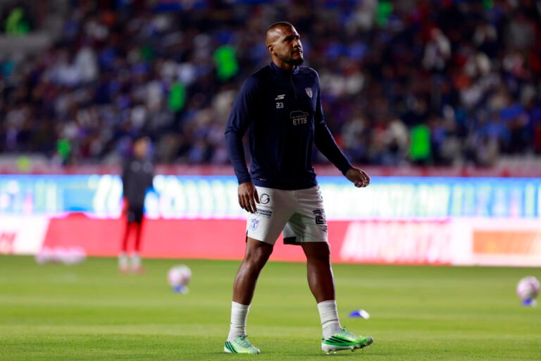 El líder América recibe al Pachuca de Salomón Rondón