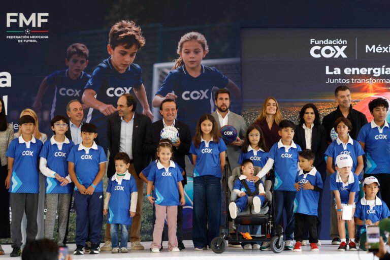 Grupo Cox, lanza en México su fundación con un programa para rehabilitar canchas de fútbol