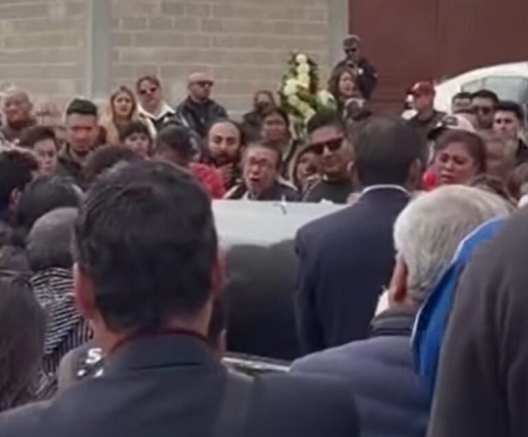 Con porras y lágrimas despidieron a Gerardo German “El Búho”