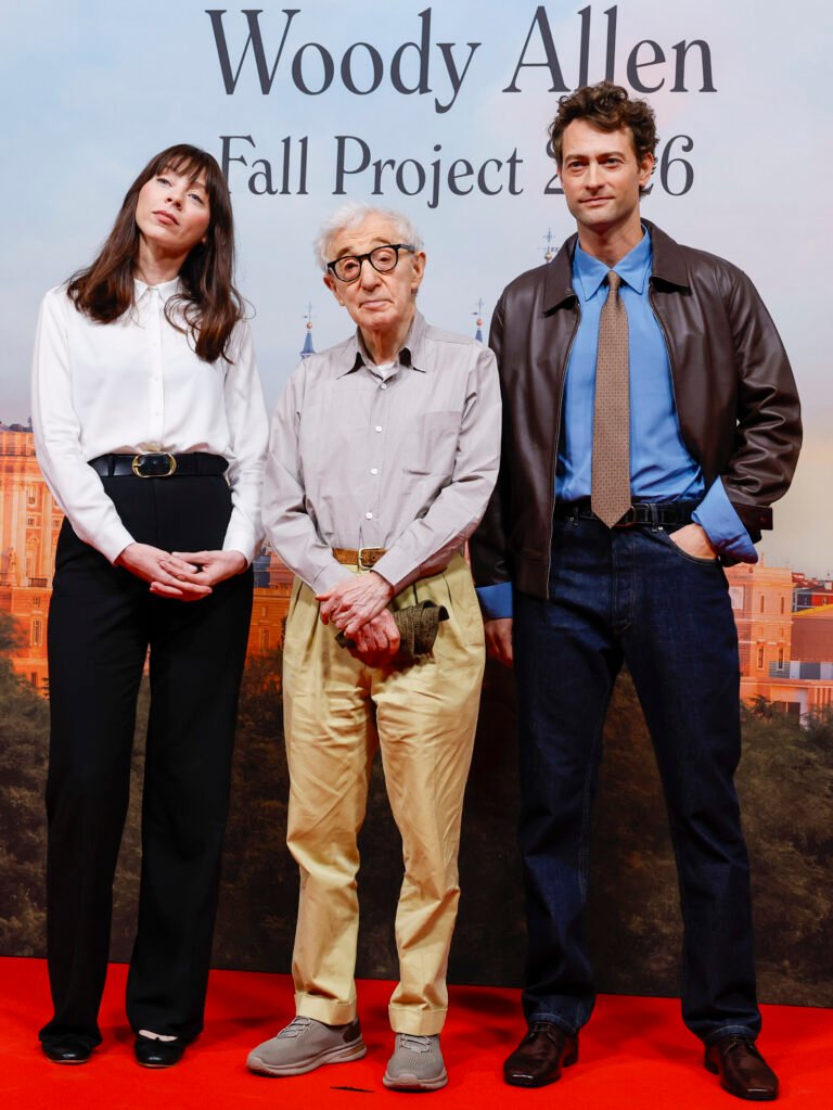Woody Allen regresa al cine trás anunciar su retiro.