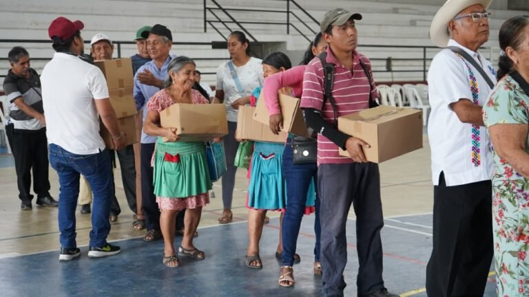 DIF HUEJUTLA INICIA LA ENTREGA DE APOYOS DEL PROGRAMA ALIMENTARIO «ES POR TI»