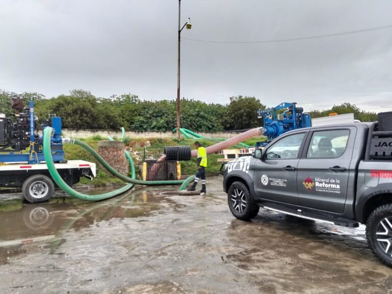 Por lluvia, Mineral de la Reforma activa Comité de Emergencias