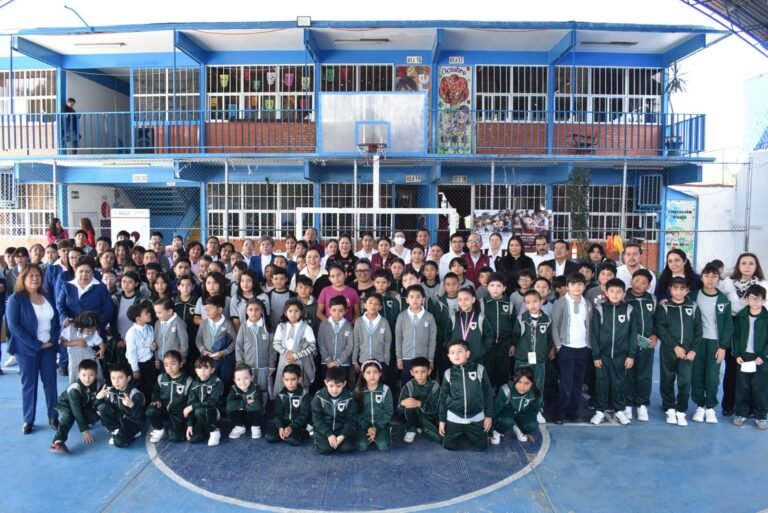 IHE coordina estrategia de vacunación en escuelas