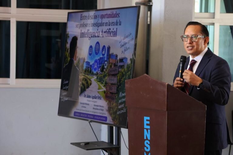 Escuelas Normales realizan foro sobre inteligencia artificial y tecnologías educativas