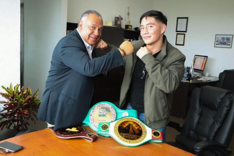 Estudiante de la UPT conquista título mundial de boxeo y va a Argentina